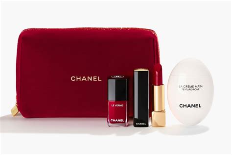 chanel xmas set|Chanel holiday 2022 gift sets.